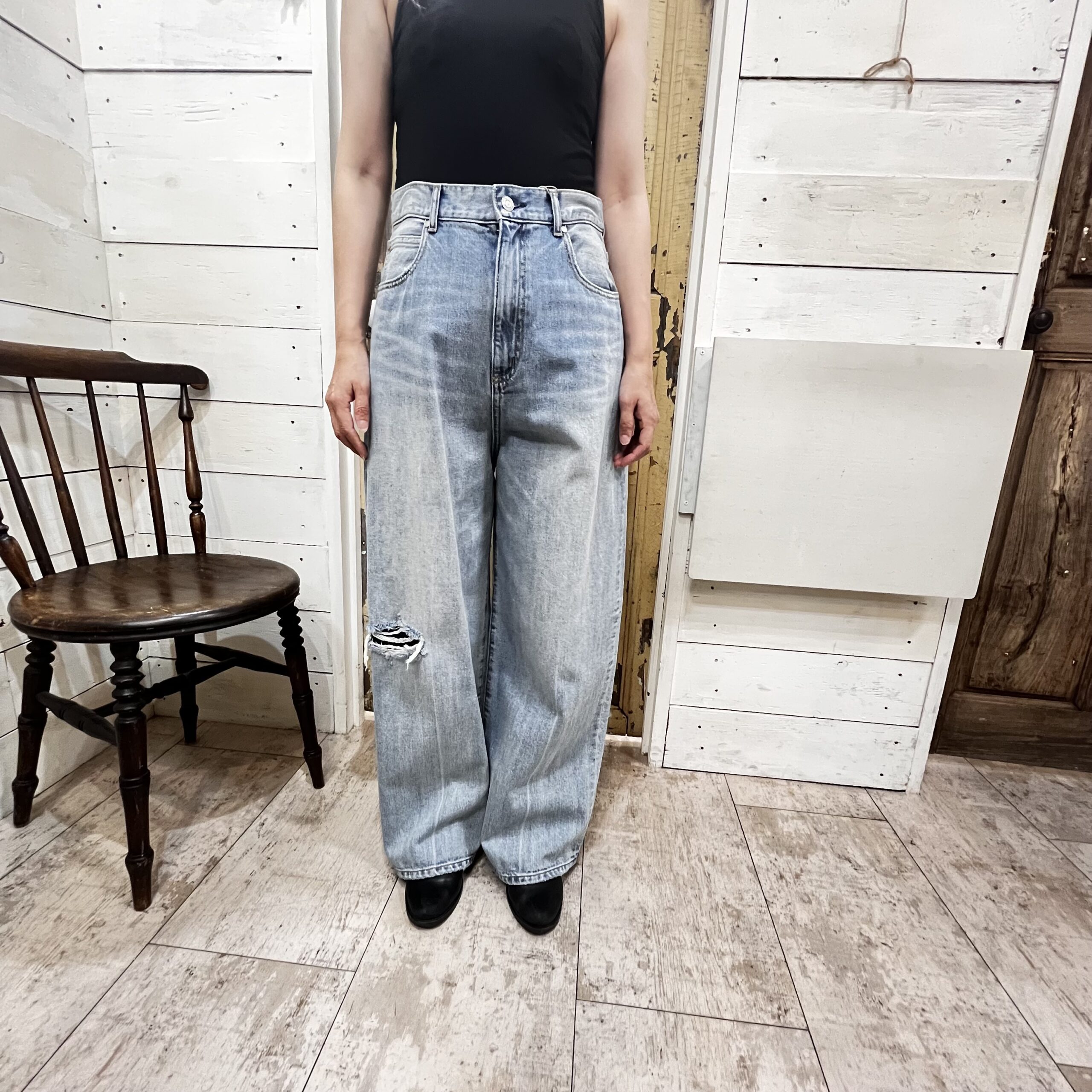 『cafune』ライトダメージジーンズ